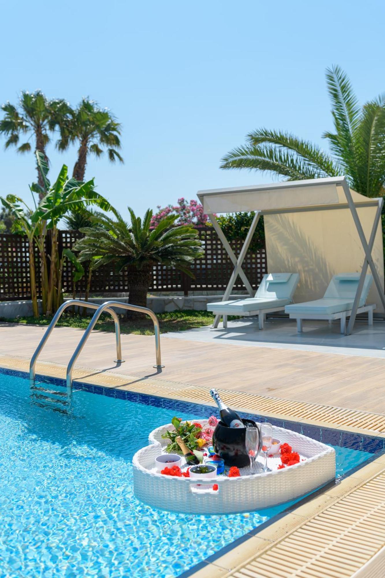 Natura Park Village Hotel & Spa Psalidi  Exterior foto