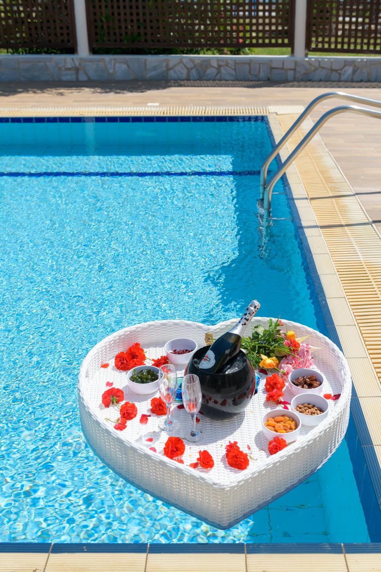 Natura Park Village Hotel & Spa Psalidi  Exterior foto